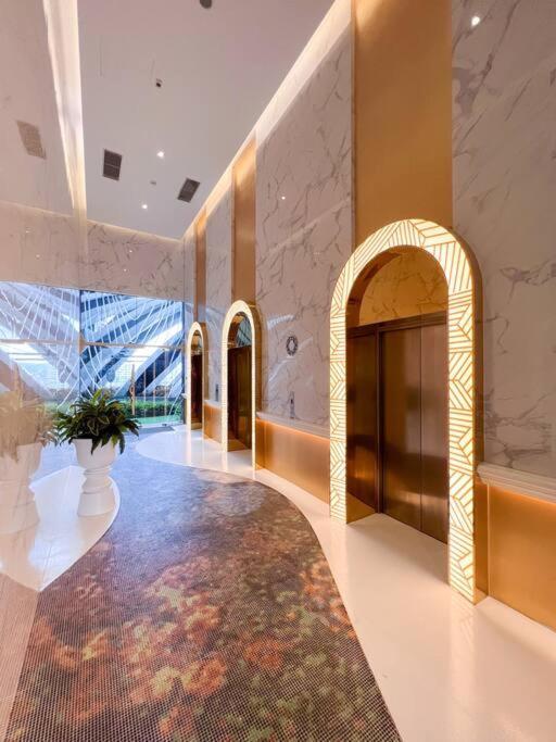 Modern Suites At Arte Mont Kiara By Iconique Kuala Lumpur Eksteriør billede