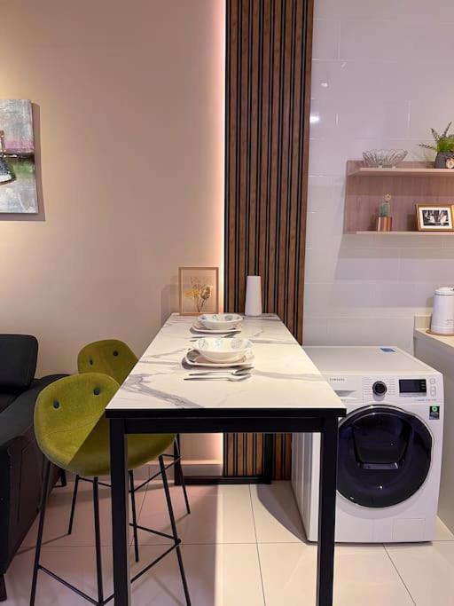 Modern Suites At Arte Mont Kiara By Iconique Kuala Lumpur Eksteriør billede