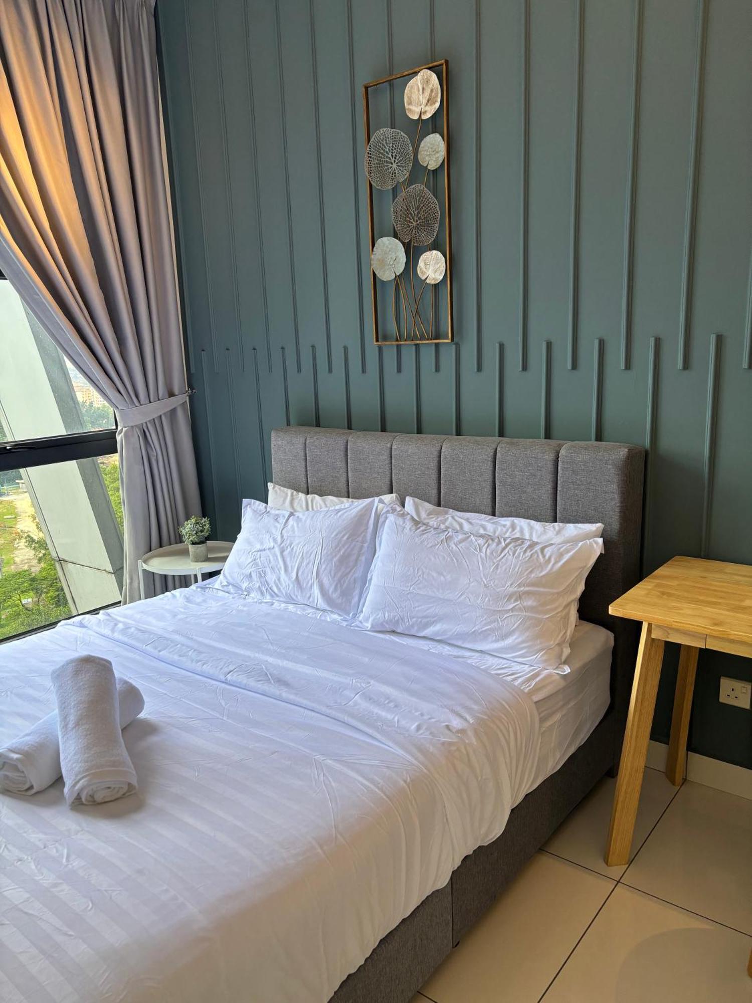 Modern Suites At Arte Mont Kiara By Iconique Kuala Lumpur Værelse billede