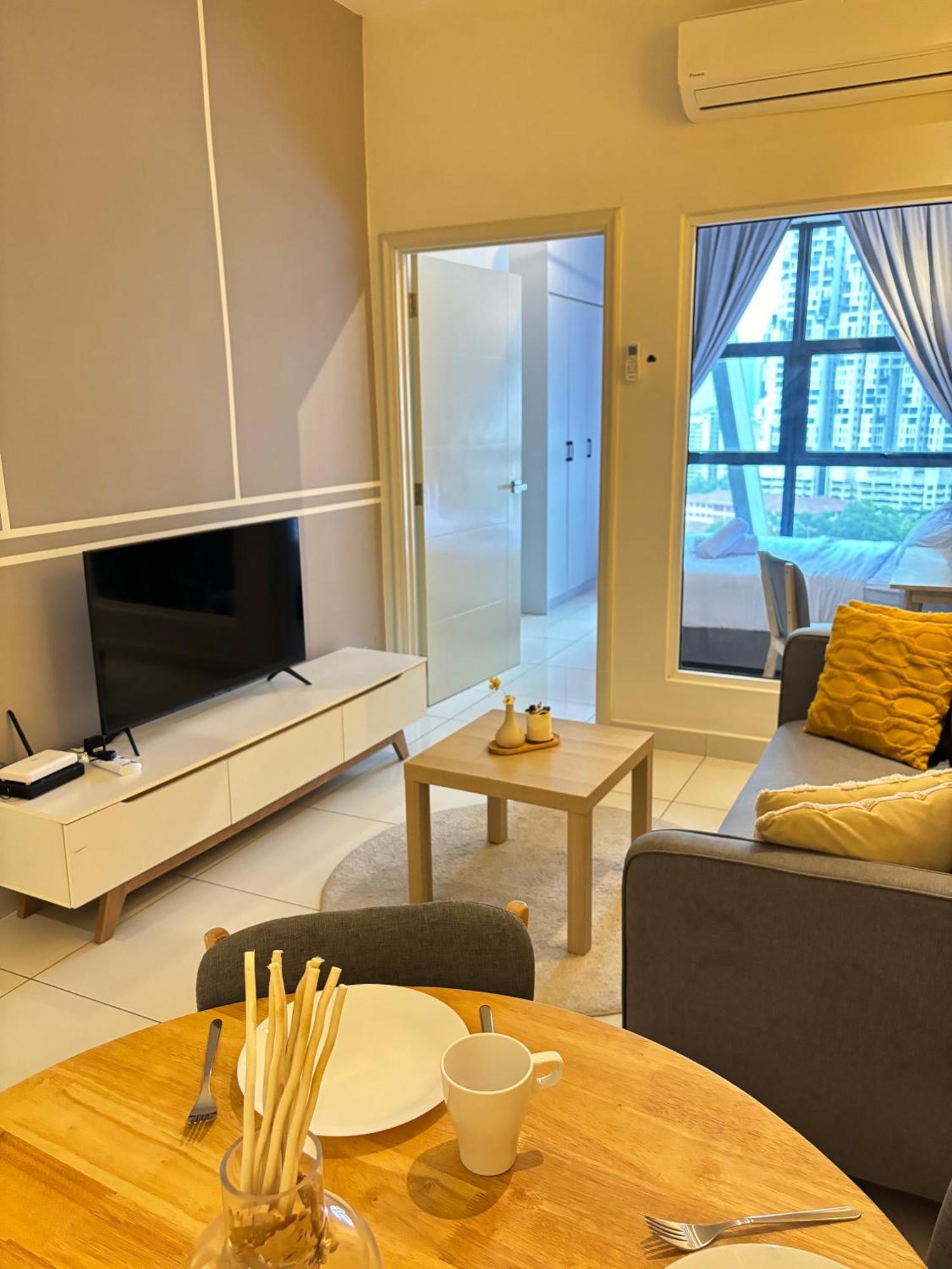 Modern Suites At Arte Mont Kiara By Iconique Kuala Lumpur Værelse billede